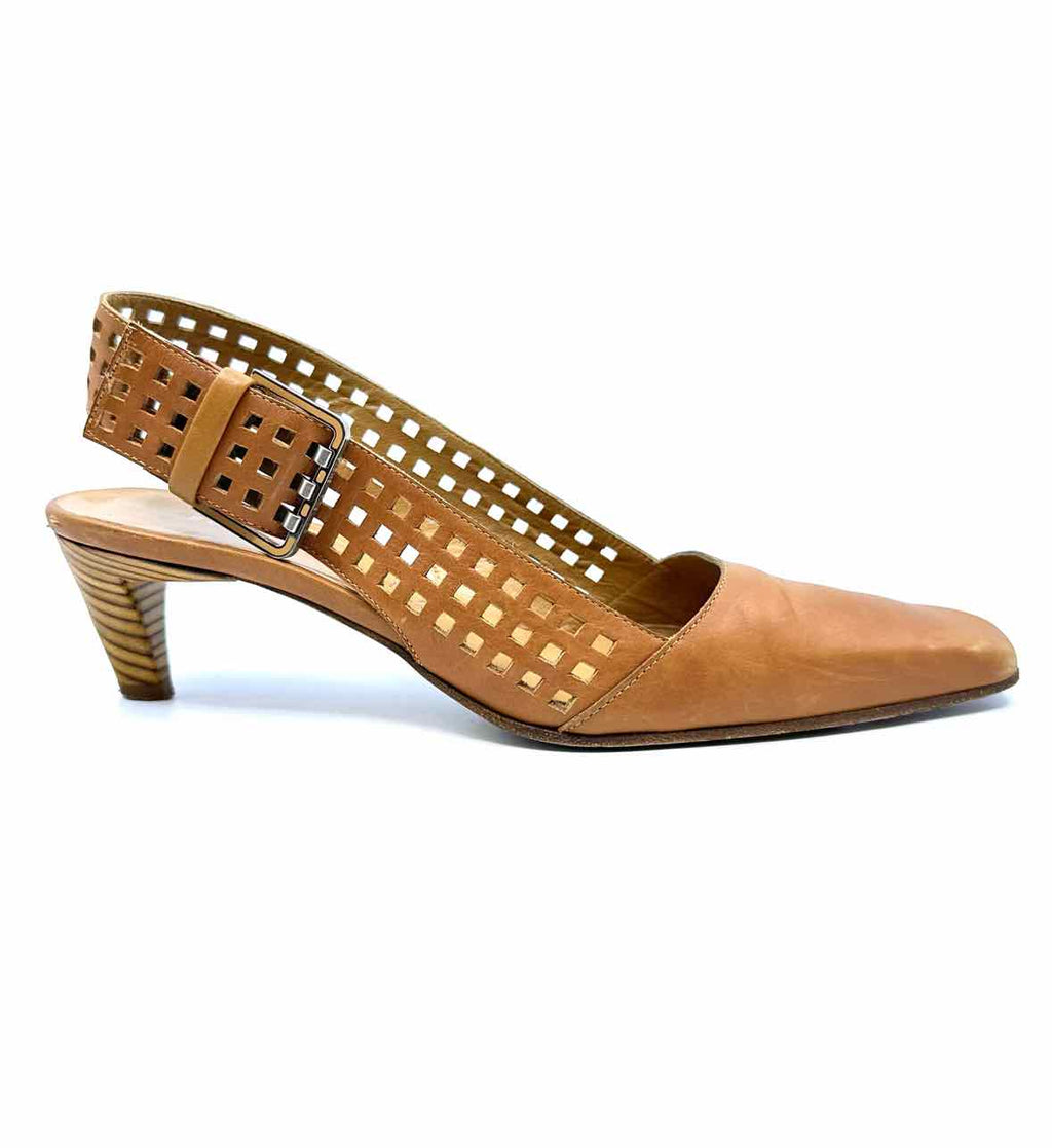 BOTTEGA VENETA Size 5.5 Camel Sandals