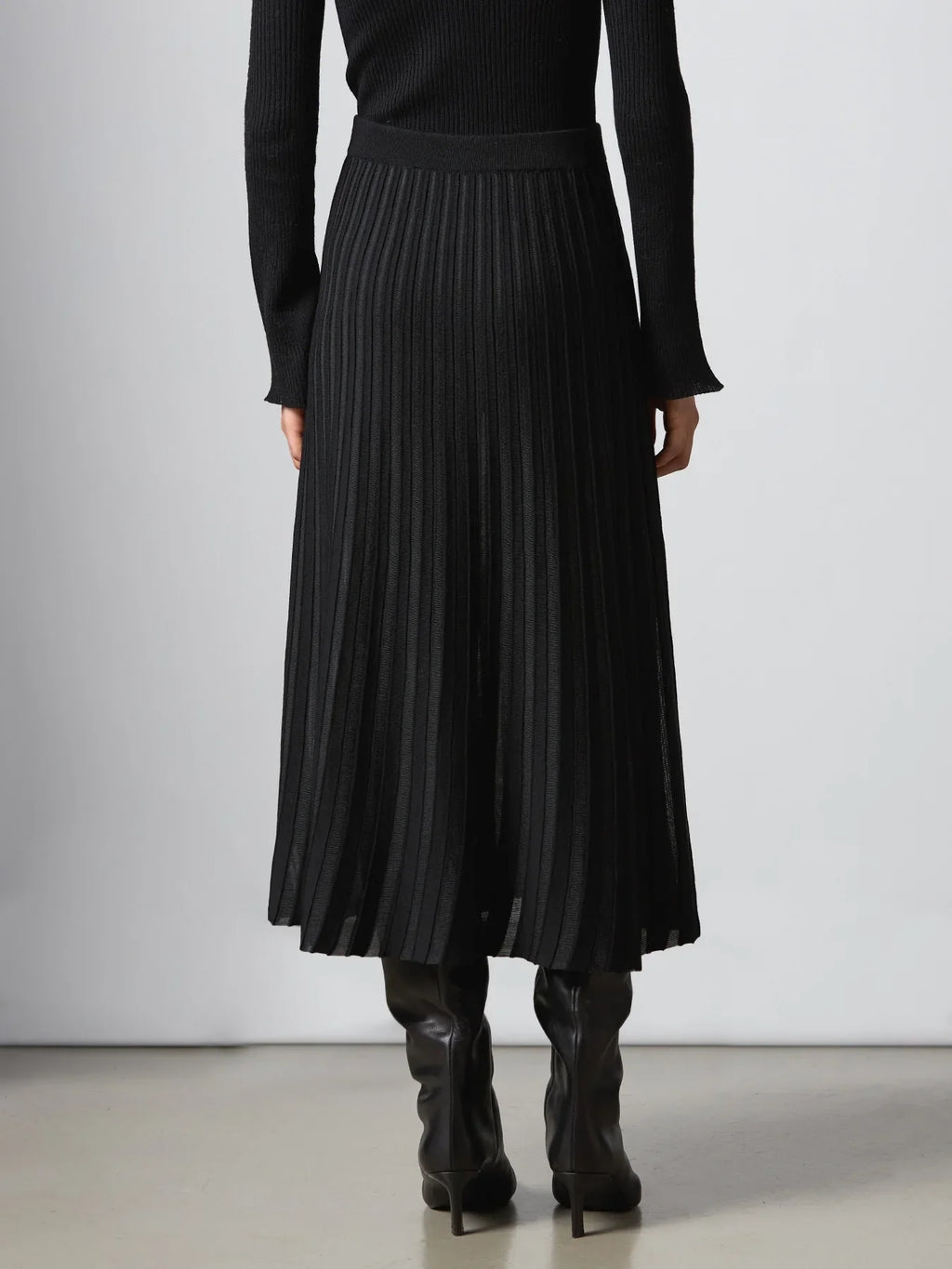 Roberto Collina Plissé Knit Skirt