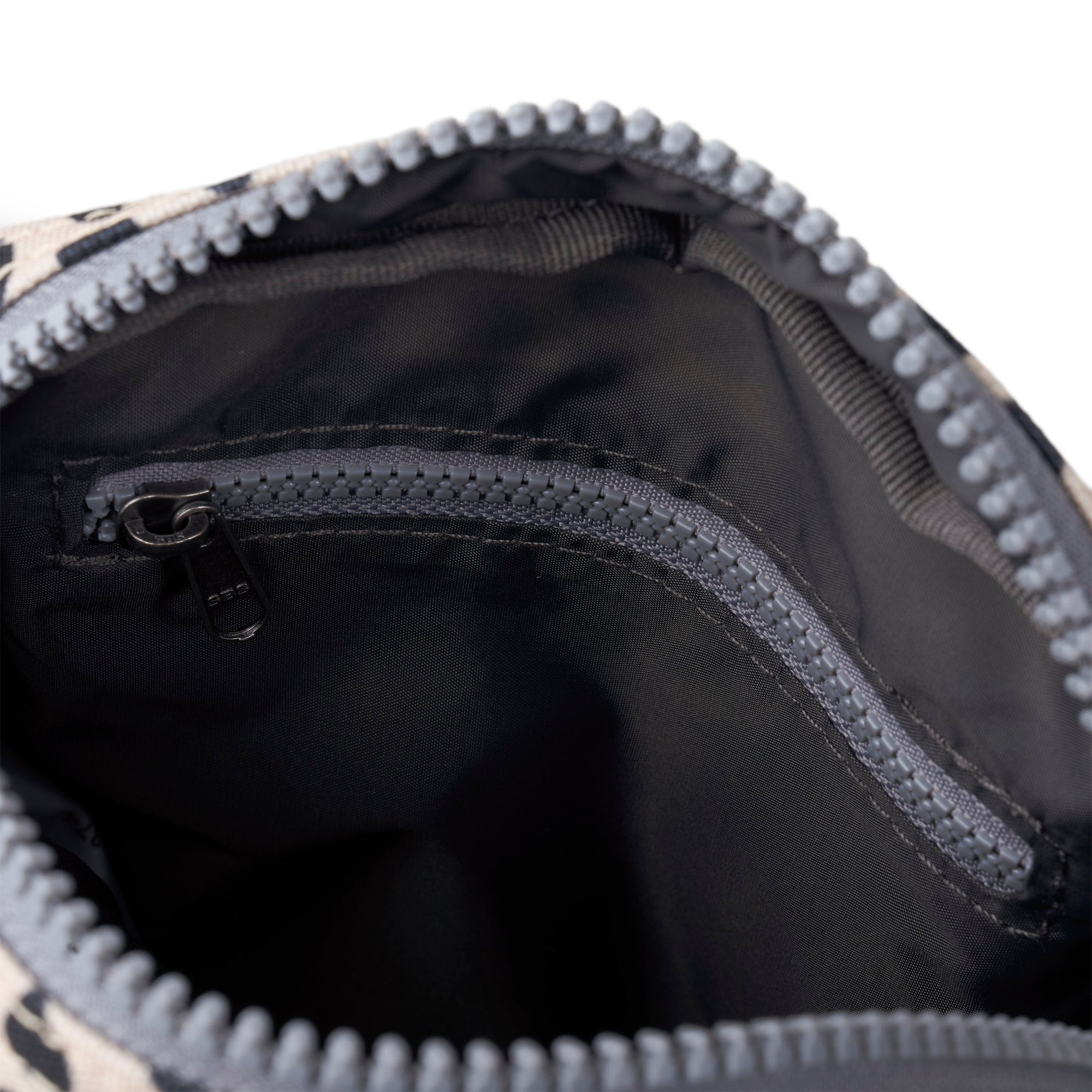 ROKA Bond Linear Dot Recycled Canvas Bag