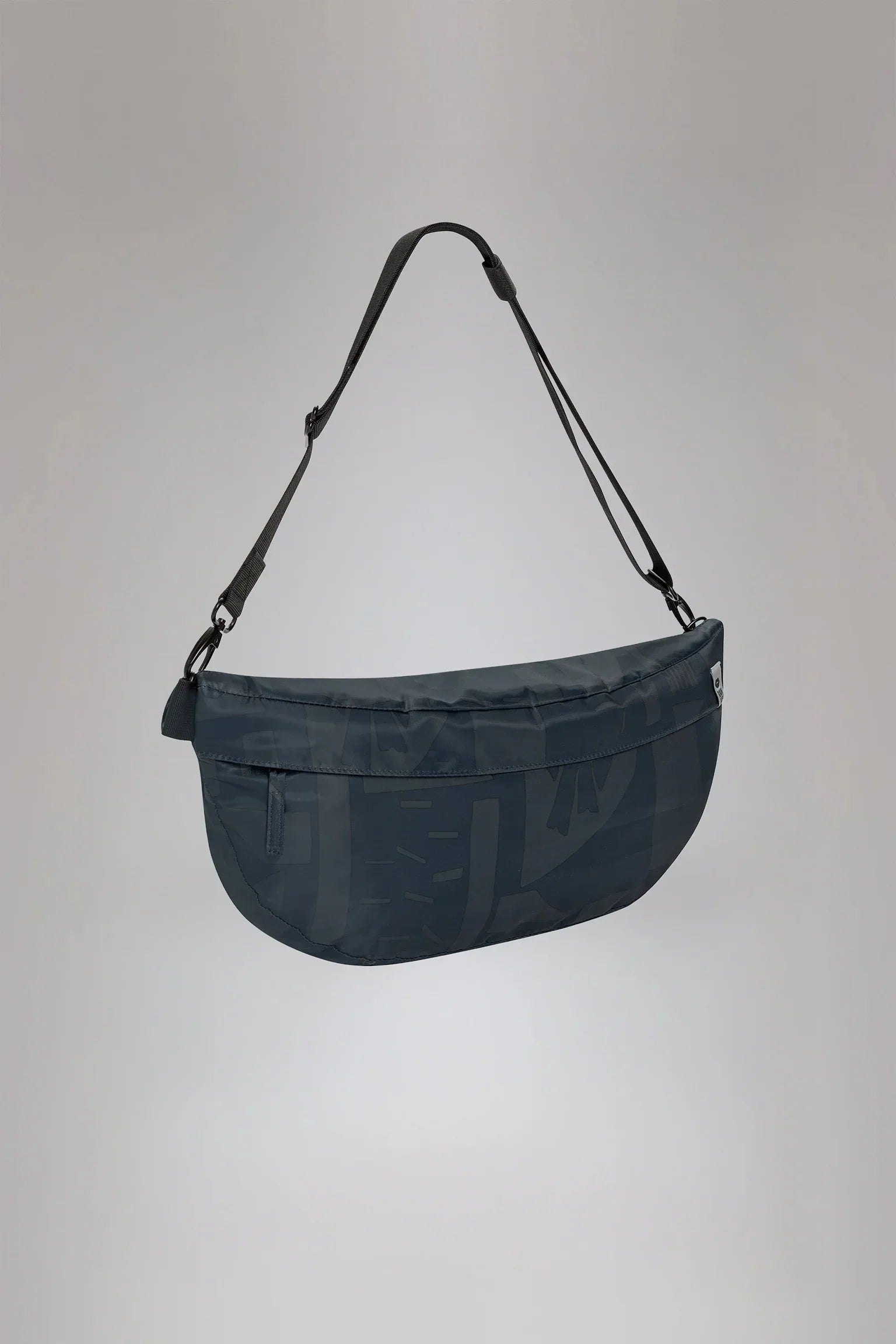 Rainkiss Waterproof Crossbody Bag in Back to Black