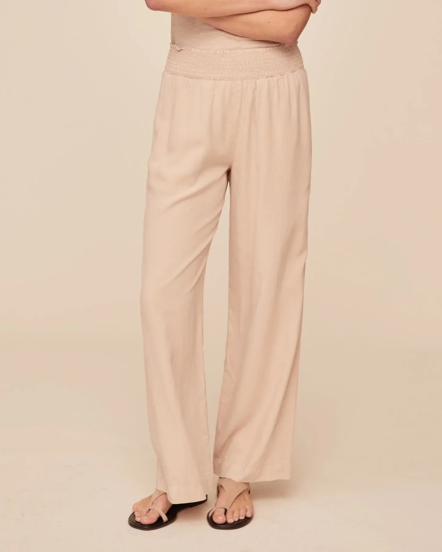 Bella Dahl Smoked Waist Wide Leg in Linen Sands