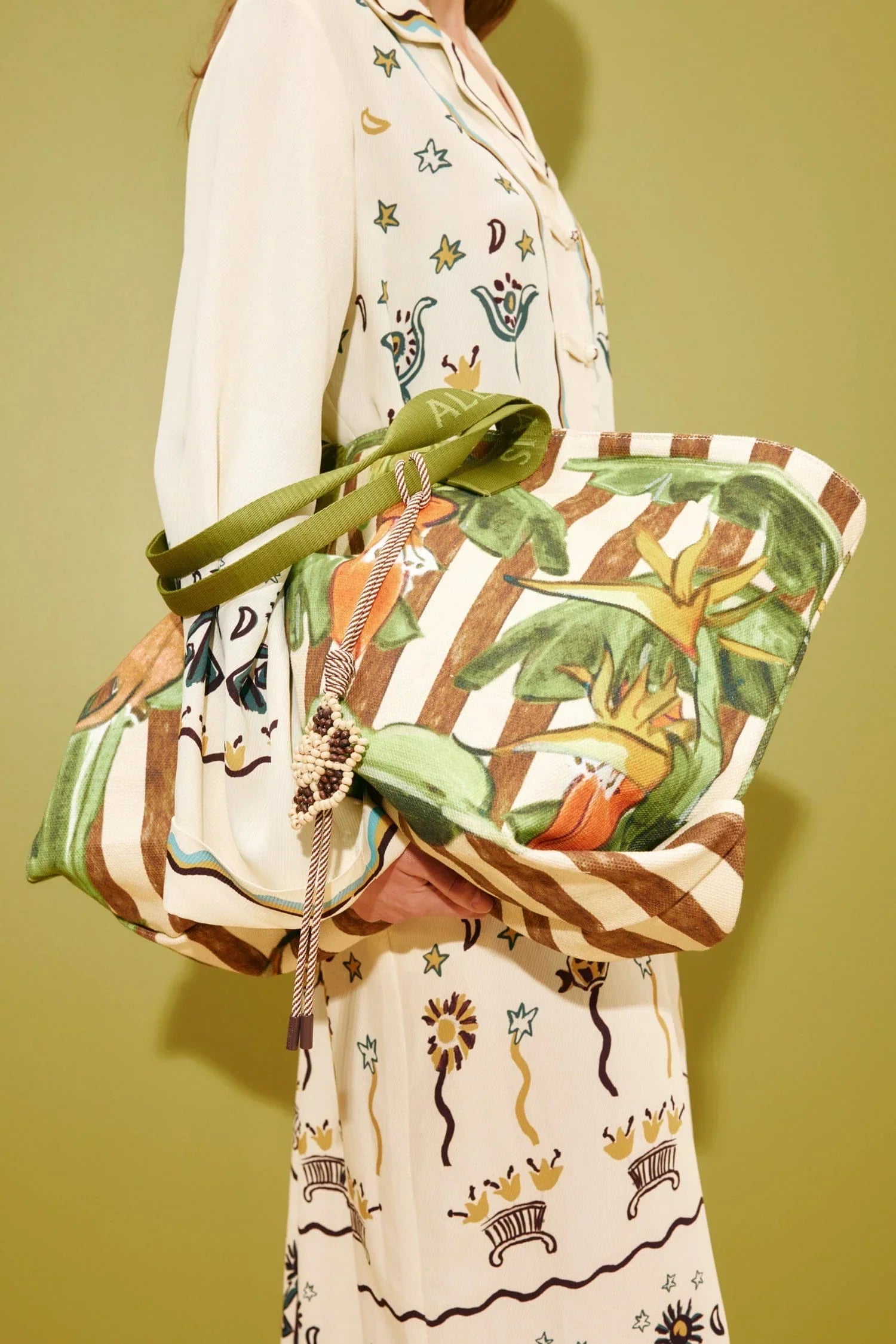 ALEMAIS TOUCAN TANGO CANVAS BEACH TOTE