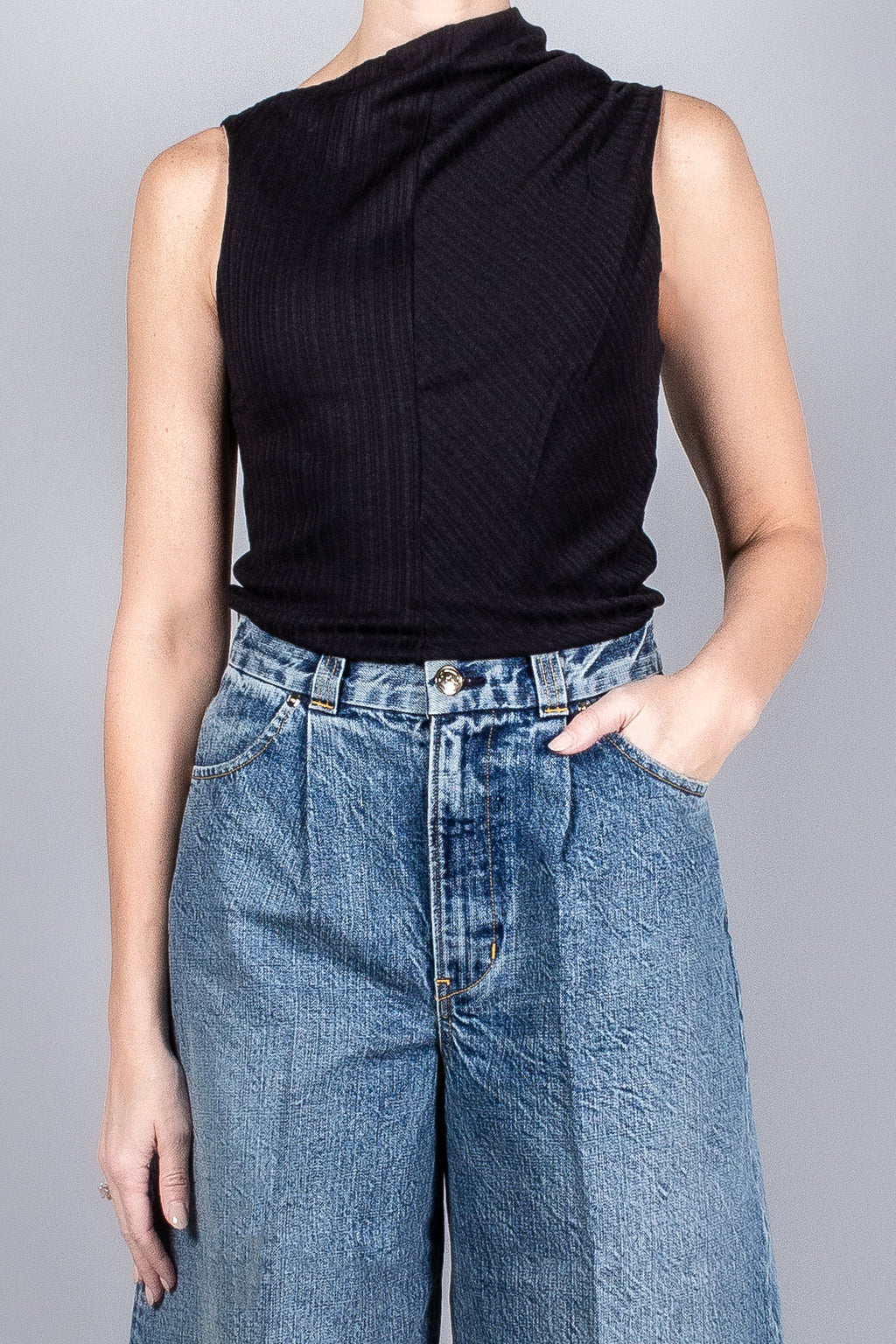 Ruadh Toga Sleeveless Top