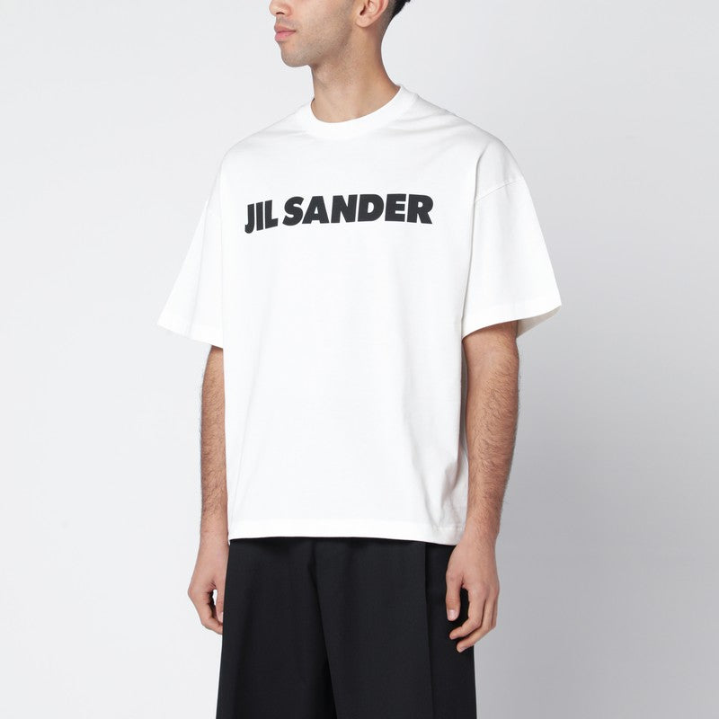 White boxy T-shirt with logo
