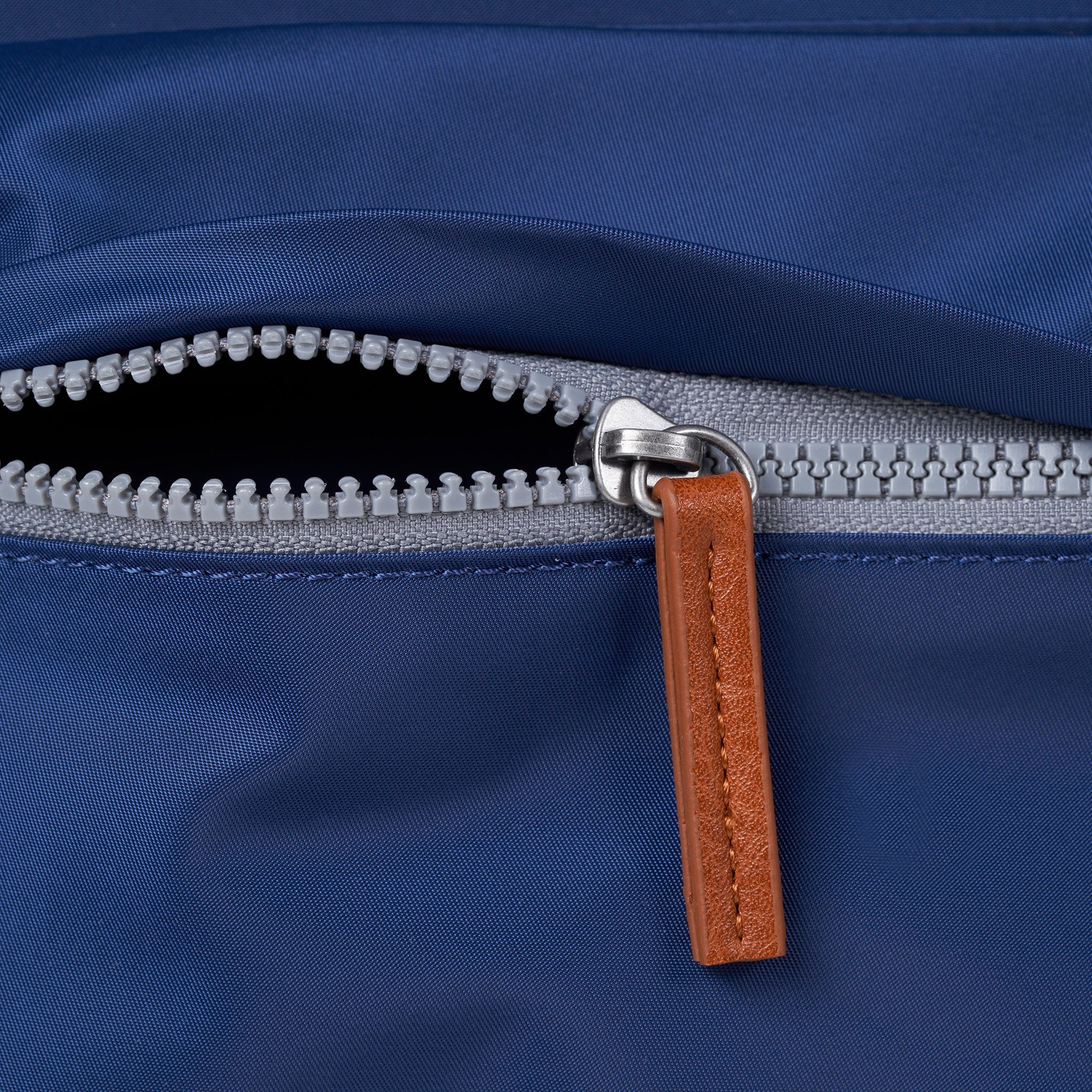 ROKA Kennington B Medium Recycled Nylon Bag | Crisp Blue