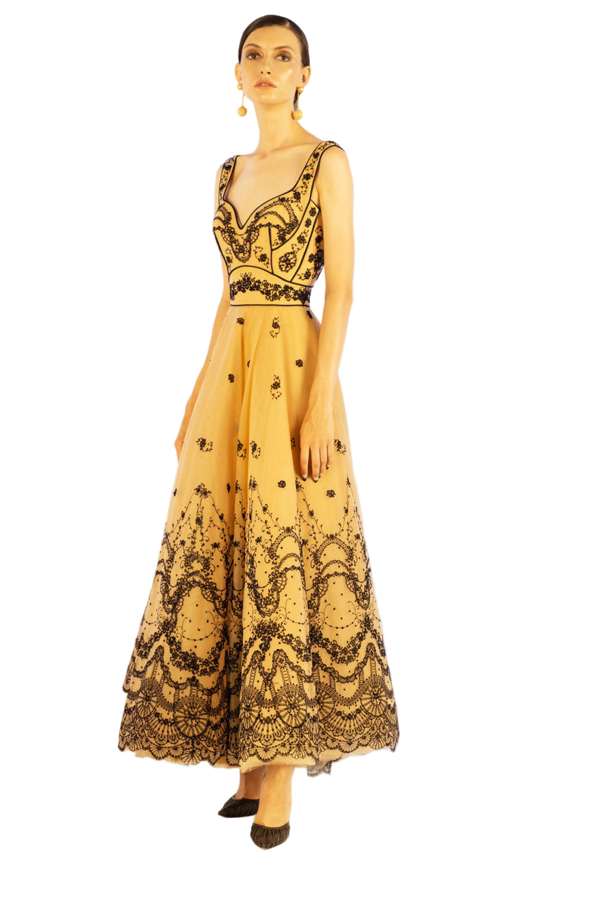 SLEEVELESS EMBROIDERED TULLE DRESS