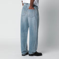 Light blue washed jeans