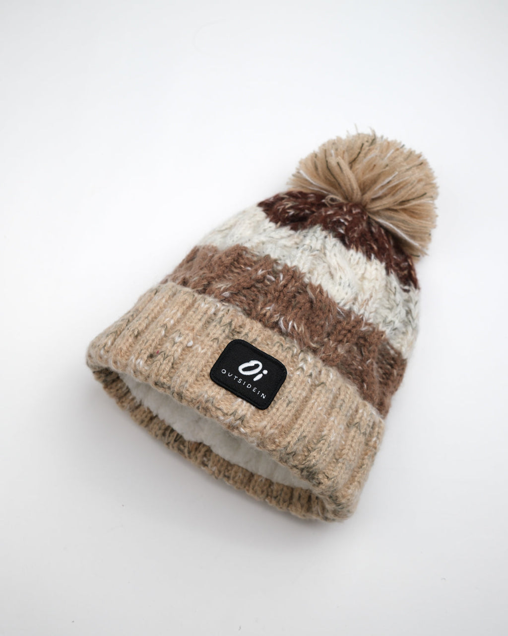 Outside In Pom Pom Hat | Chestnut Trail