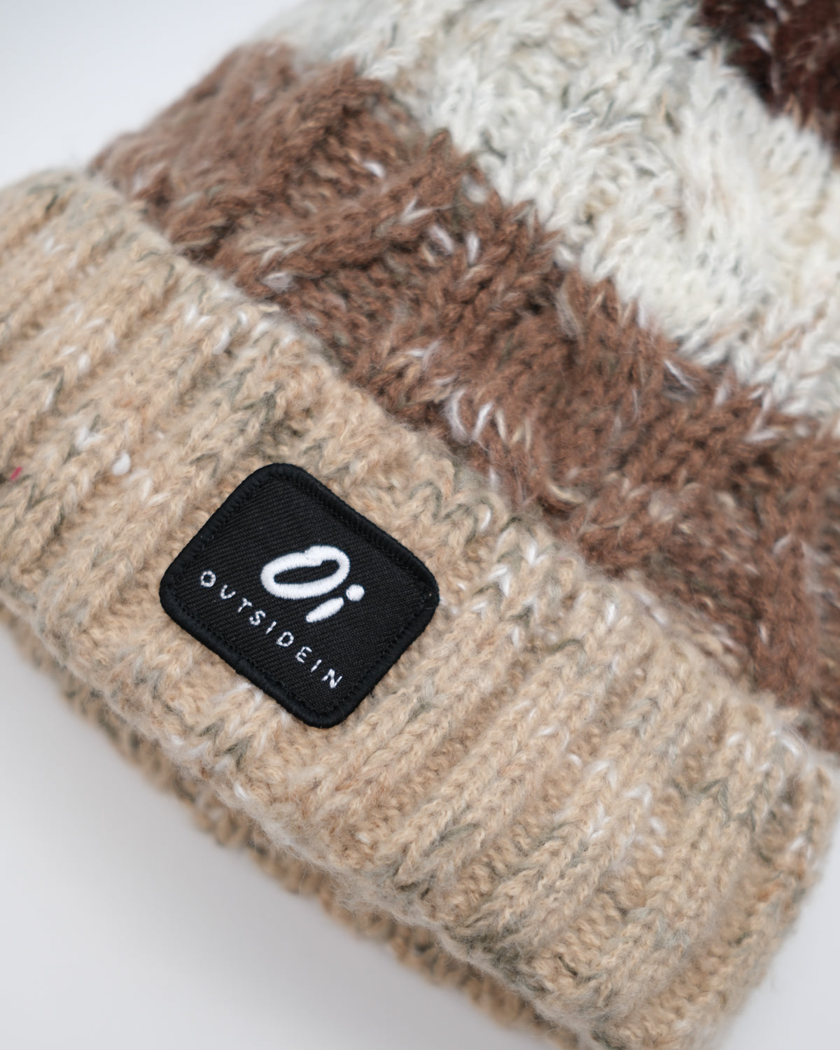 Outside In Pom Pom Hat | Chestnut Trail