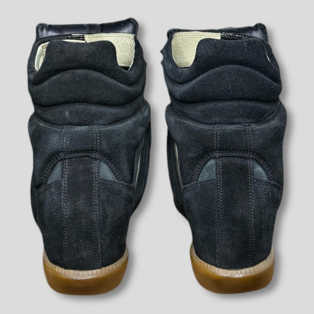 Isabel Marant Women's Black and Grey Trainers