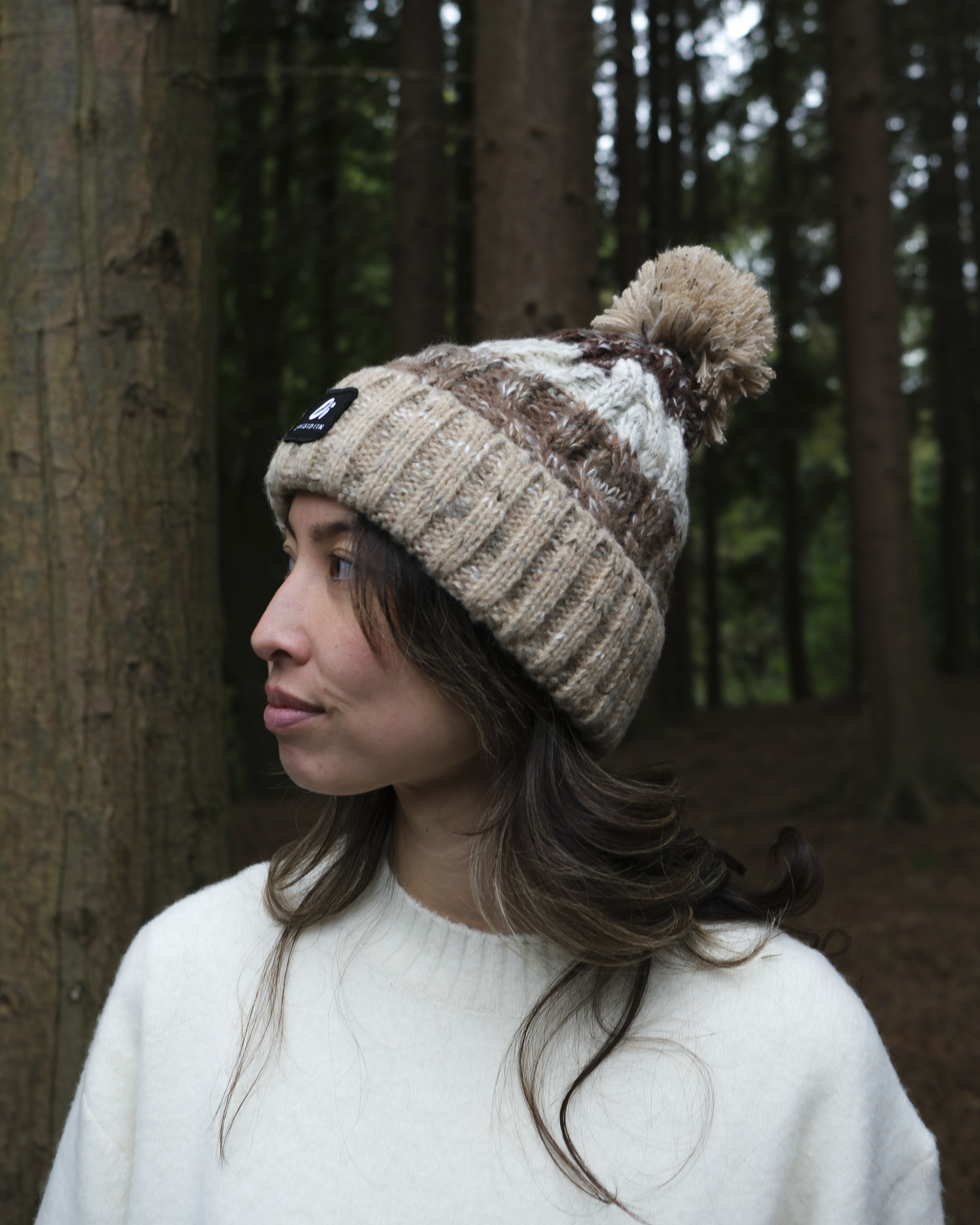 Outside In Pom Pom Hat | Chestnut Trail