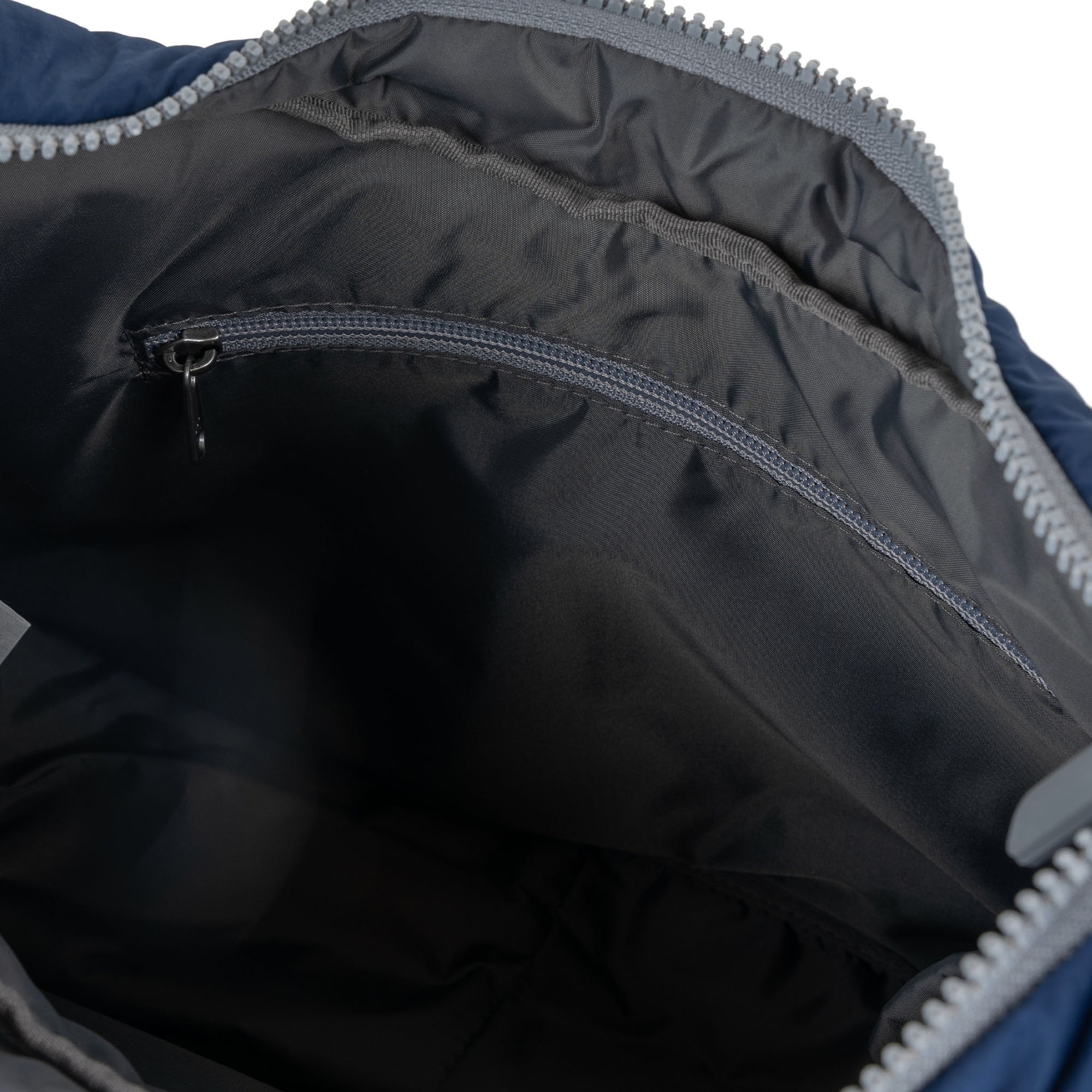ROKA Belsize Midnight Medium Recycled Taslon Bag