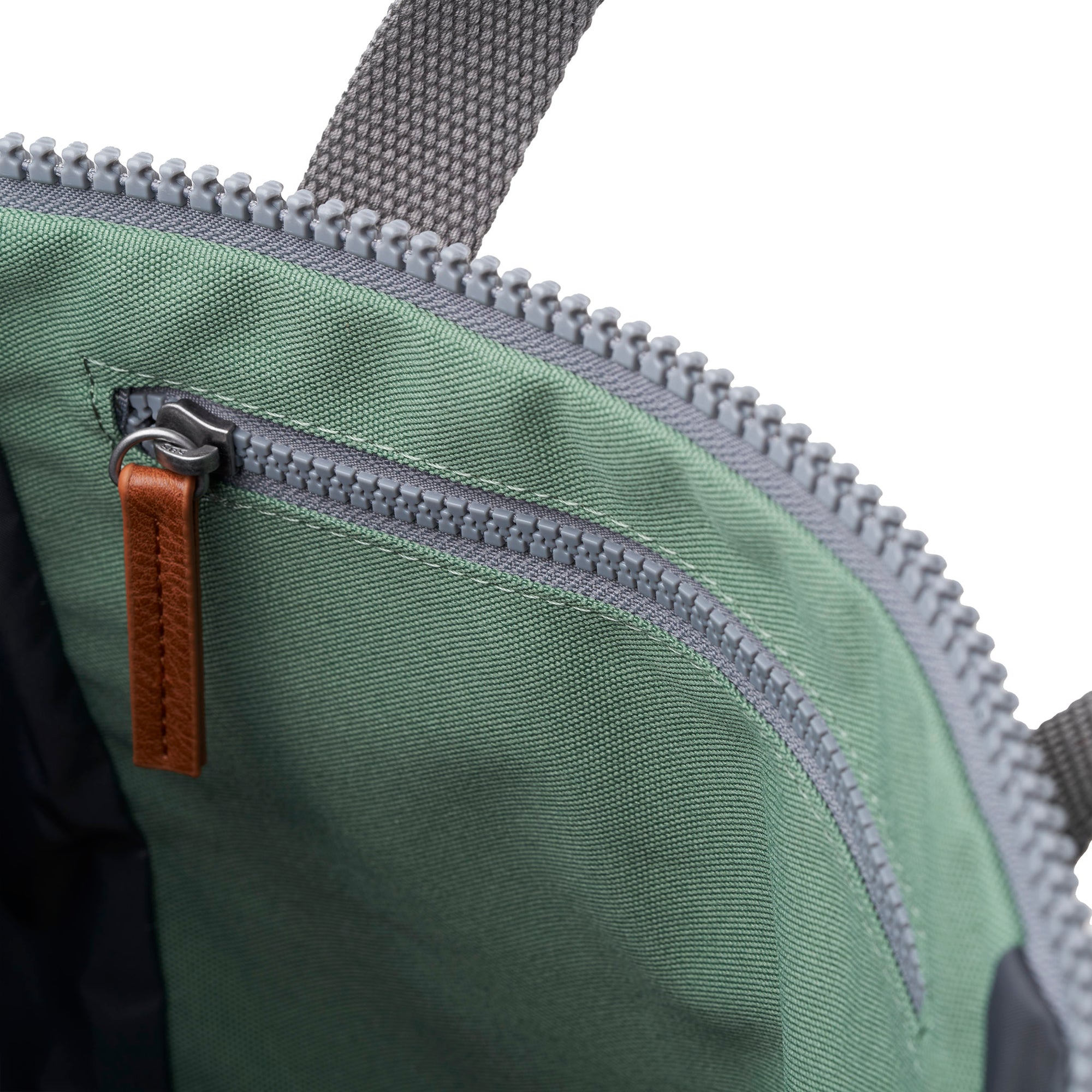 ROKA Finchley A Frost Medium Recycled Canvas Bag