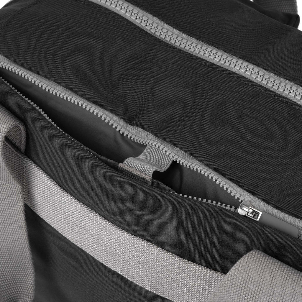 ROKA Gatwick Small Recycled Canvas Bag | Ash