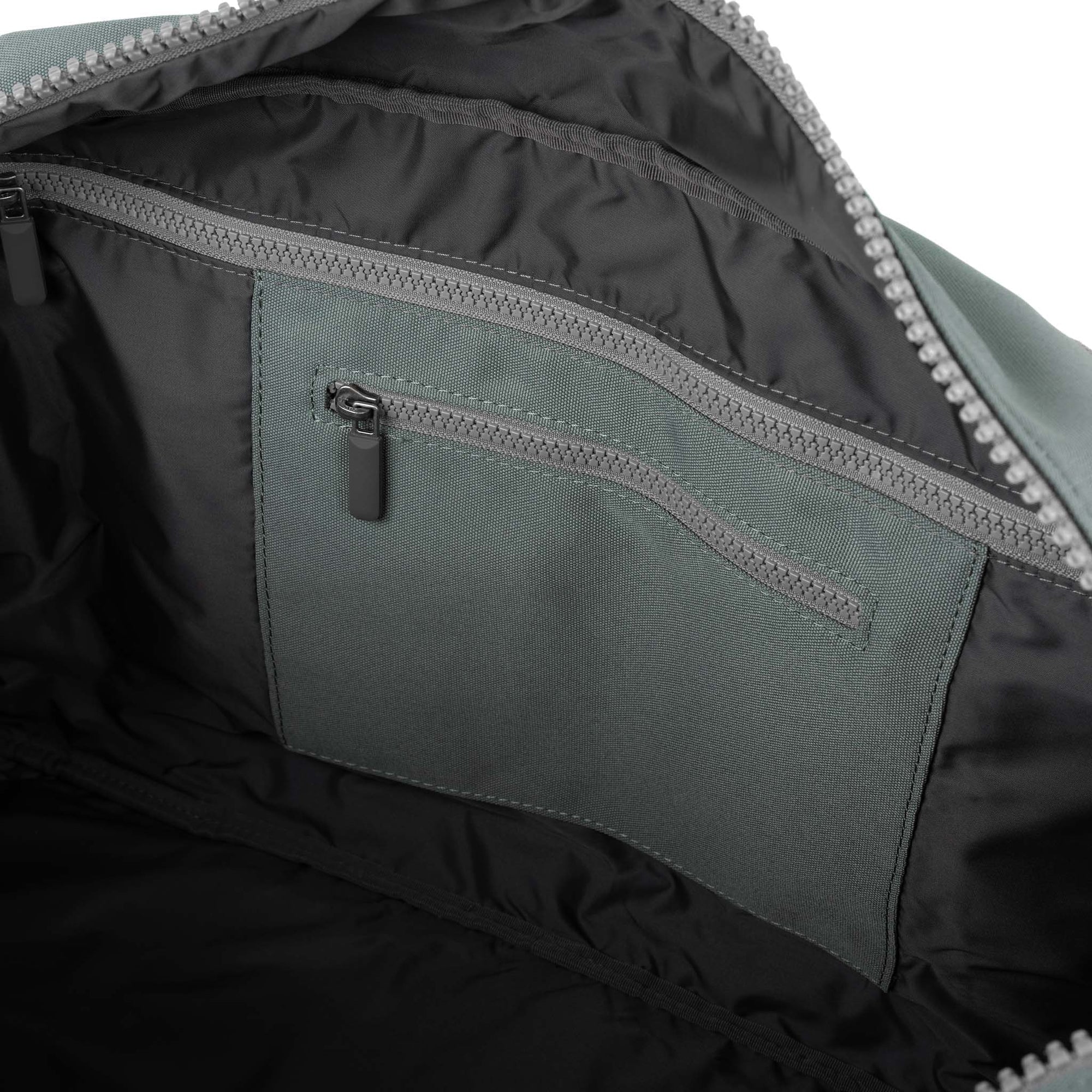 ROKA Gatwick Large Recycled Canvas Bag | Pewter