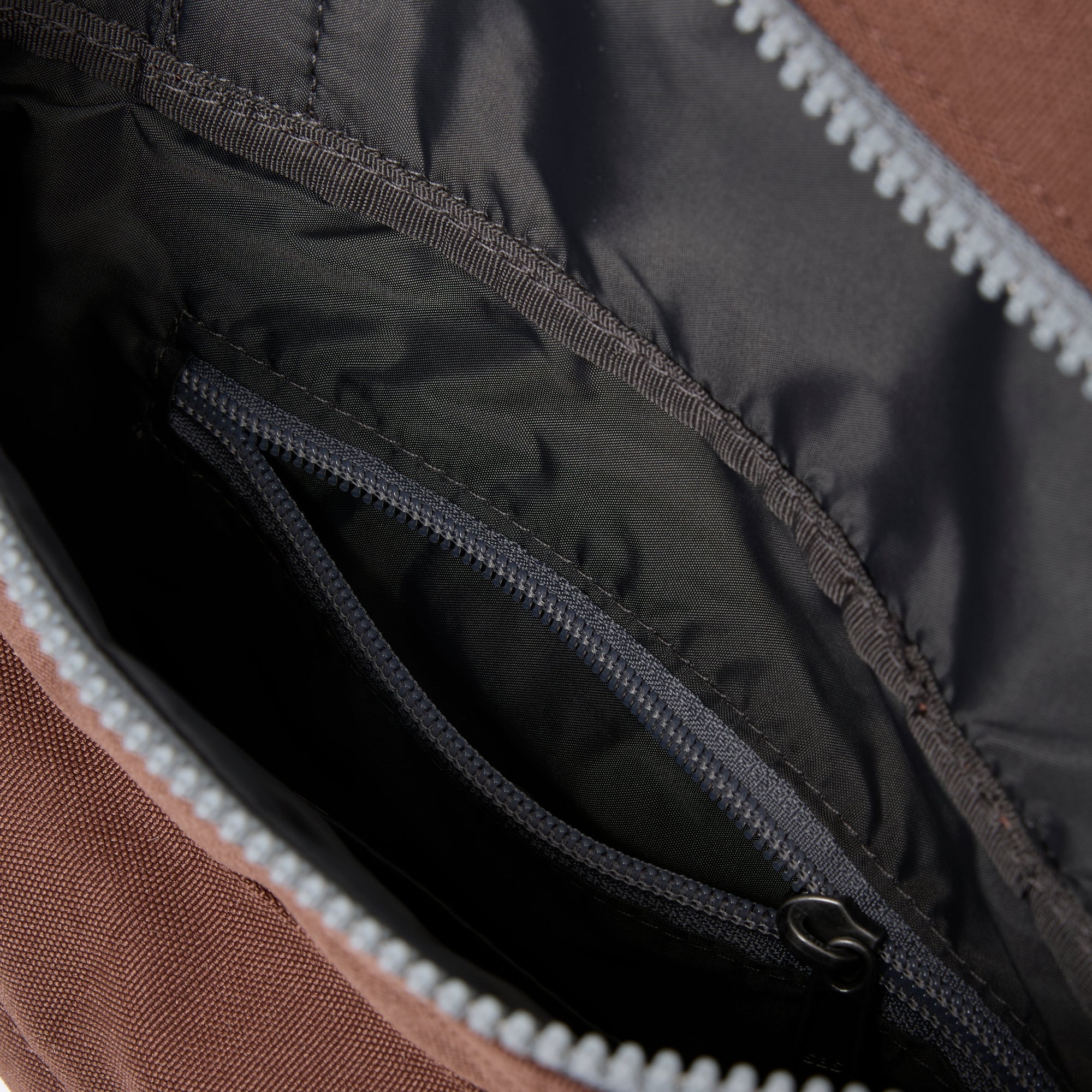 ROKA Stratford L Recycled Nylon Bag | Cocoa