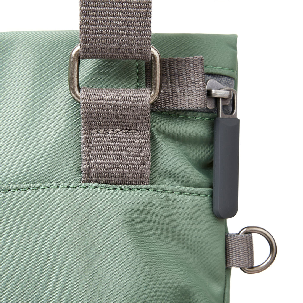 ROKA Stratford L Recycled Nylon Bag | Frost