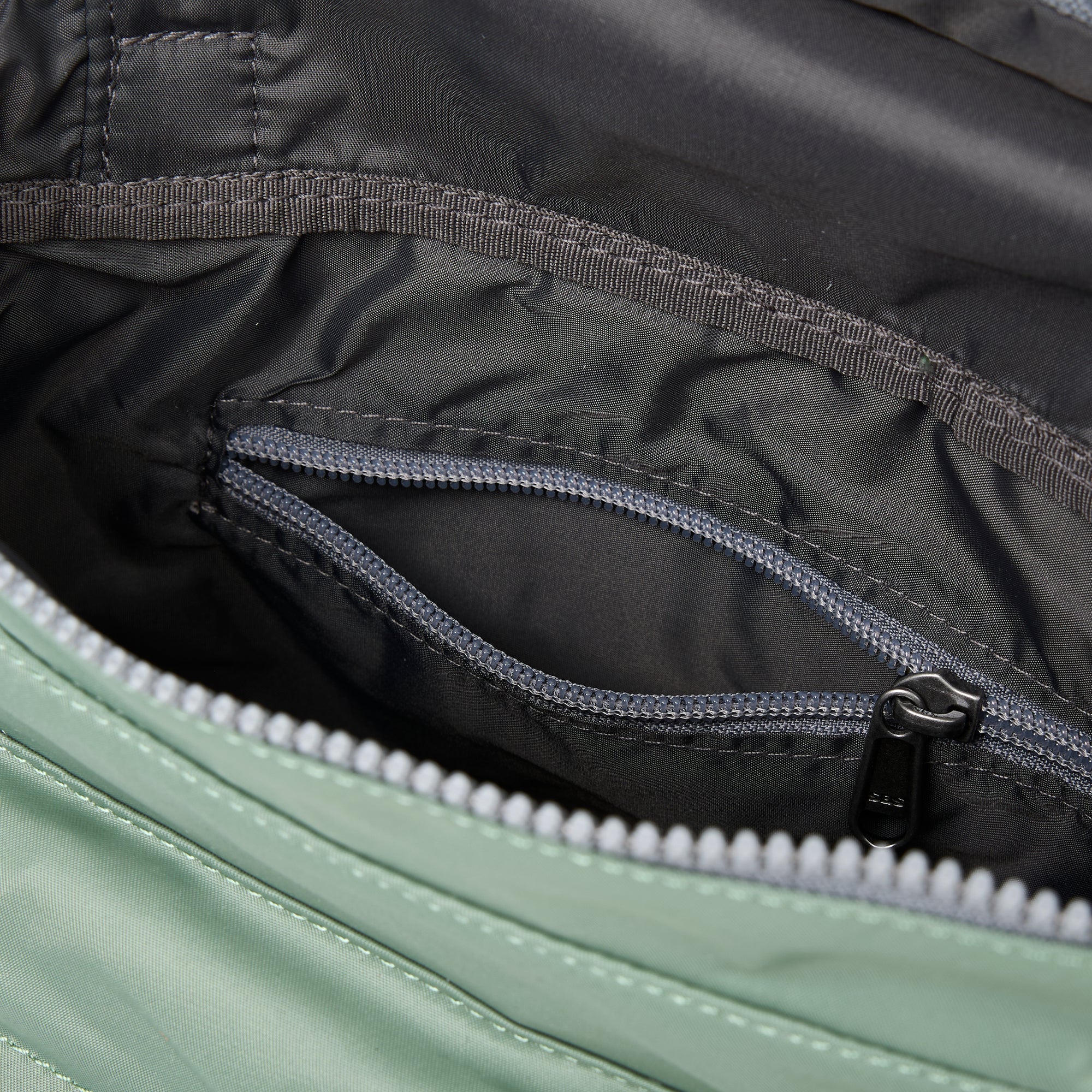 ROKA Stratford L Recycled Nylon Bag | Frost
