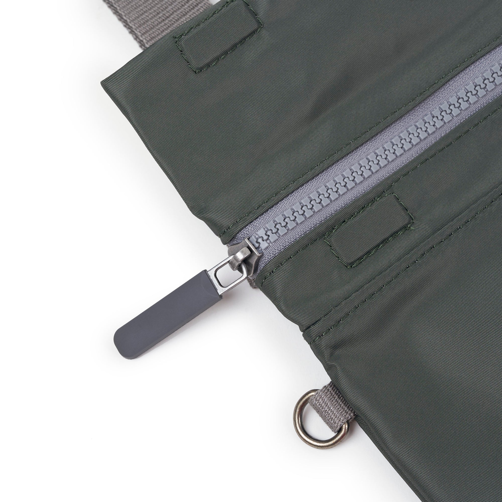 ROKA Stratford Small Recycled Nylon Bag | Thyme