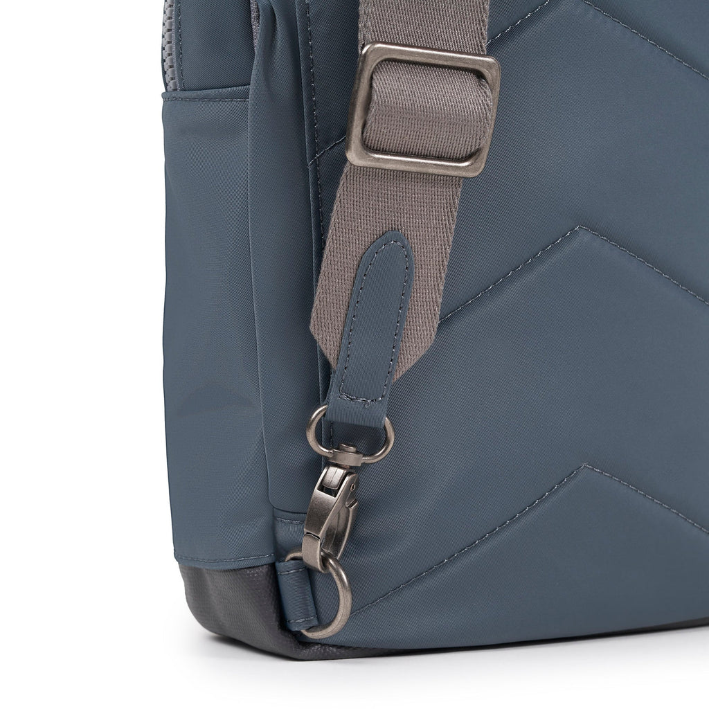 ROKA Willesden B Large Recycled Nylon Bag | Grey Tonal