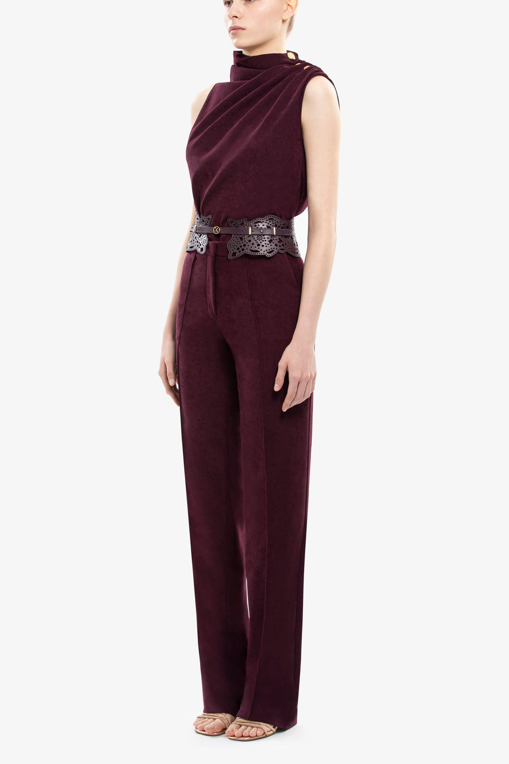 Straight-cut pants