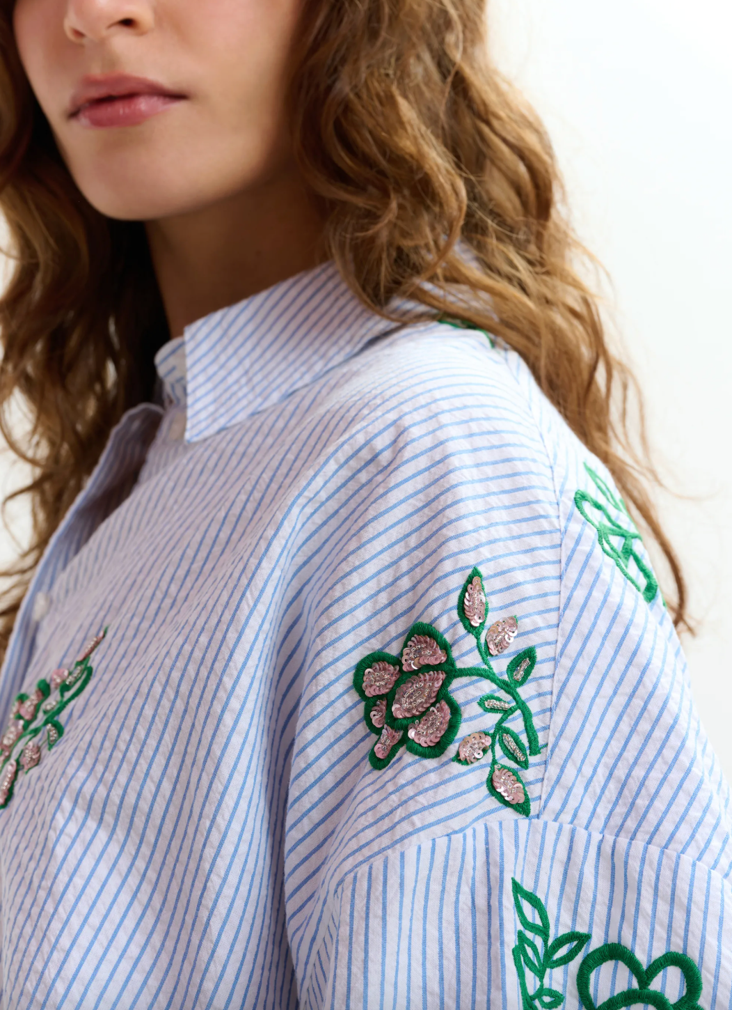 Essentiel Antwerp Jalinki Shirt in Off White