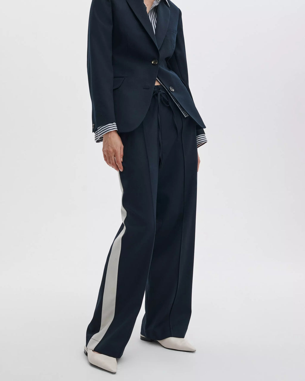 Rag & Bone Siena Wool Side Stripe Pant in Salute