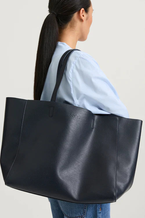 Stylein Yacht Bag in Midnight
