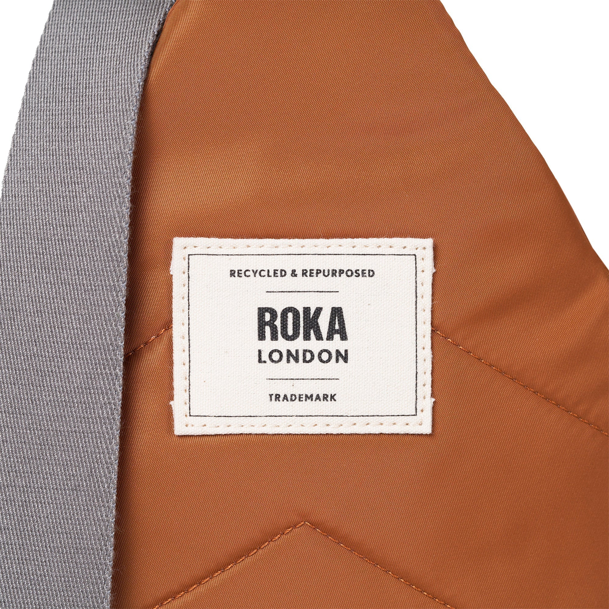 ROKA Willesden B Large Recycled Nylon Bag | Bran