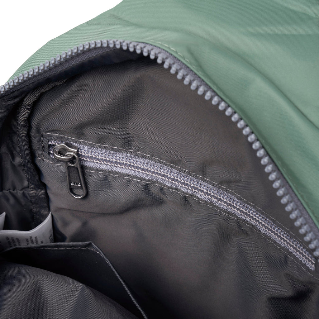 ROKA Willesden B Large Recycled Nylon Bag | Frost