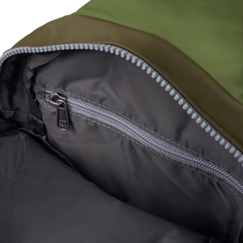 ROKA Willesden B Large Recycled Nylon Bag | Military Tonal