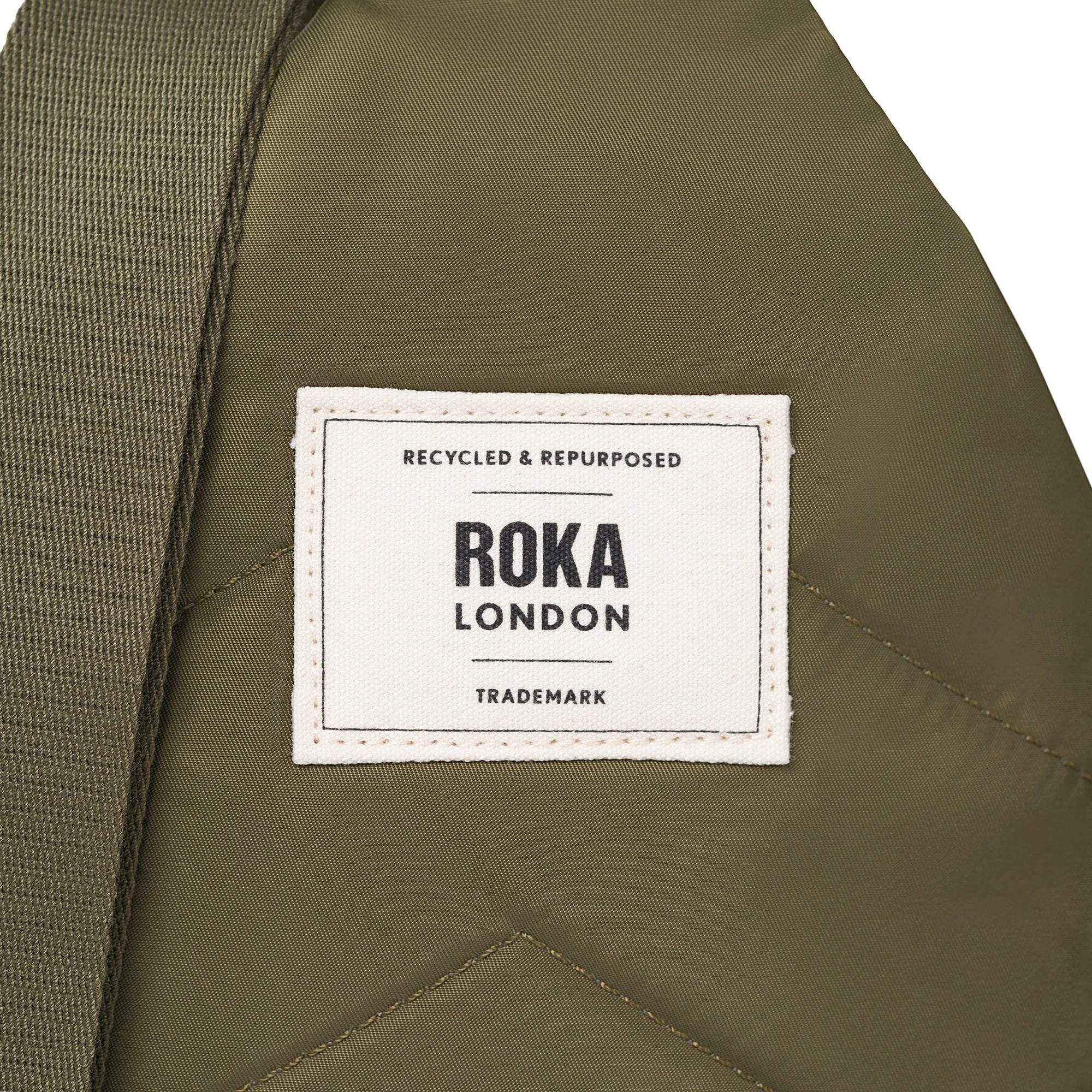 ROKA Willesden B Large Recycled Nylon Bag | Military Tonal