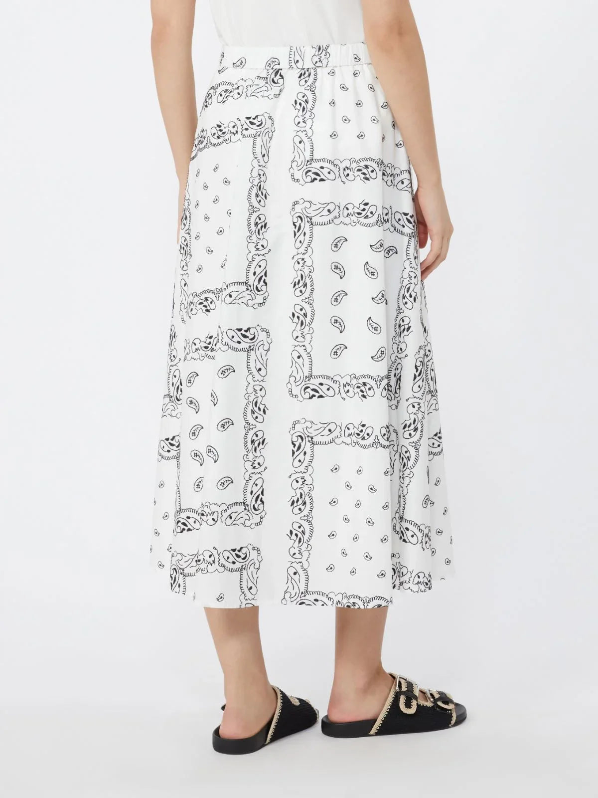 Weekend Maxmara Caravan Skirt in White, Black