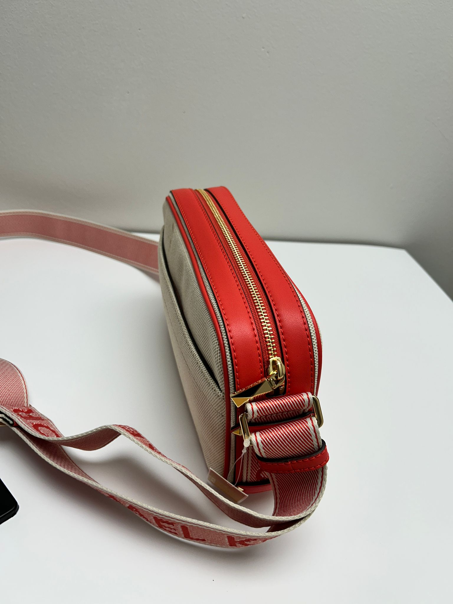 MK Crossbody Maeve beige/coral canvas