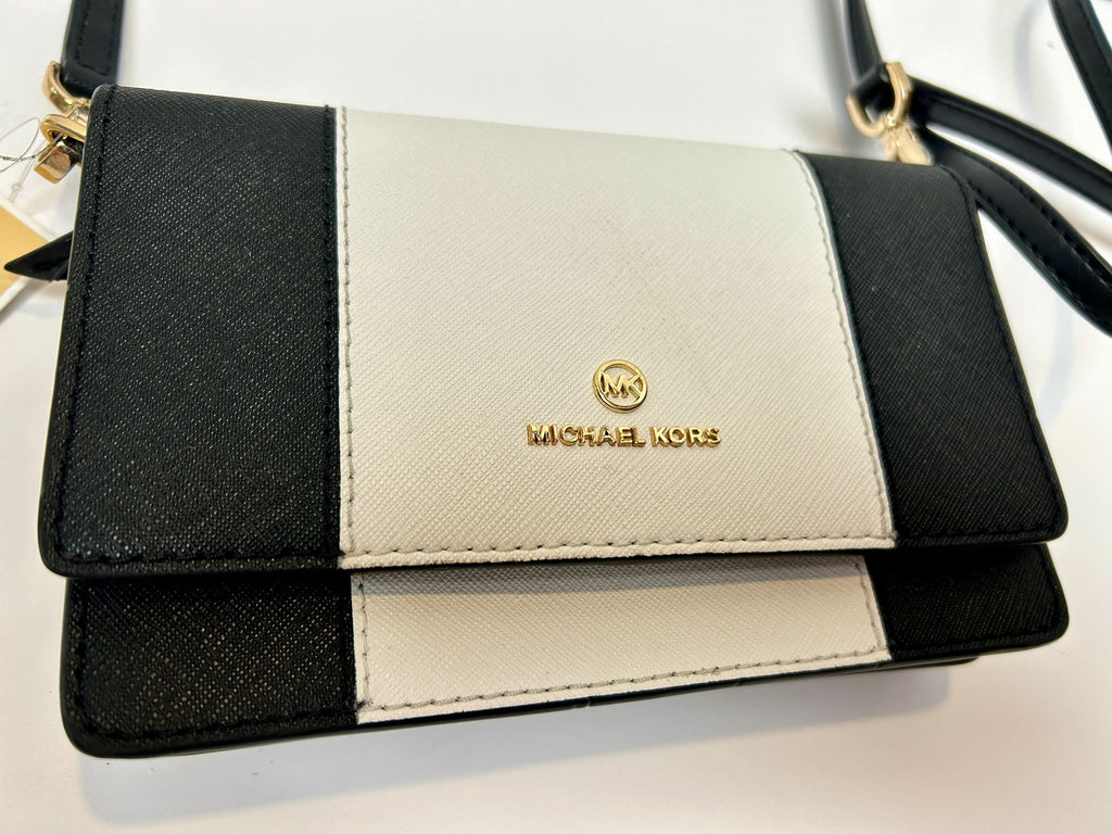 MK Jet Set Small Pebbled Leather Smartphone Convertible Crossbody Bag