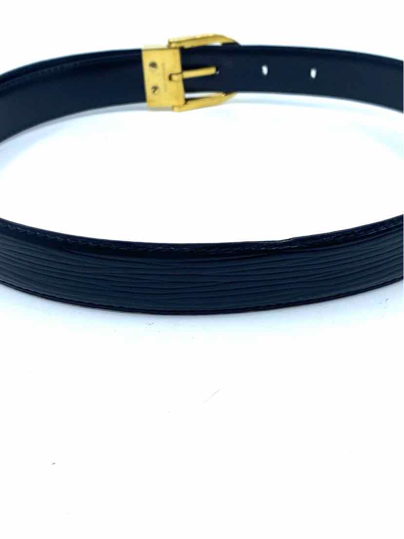 LOUIS VUITTON Black Belt