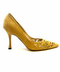 MANOLO BLAHNIK Size 6 Beige Suede Pumps