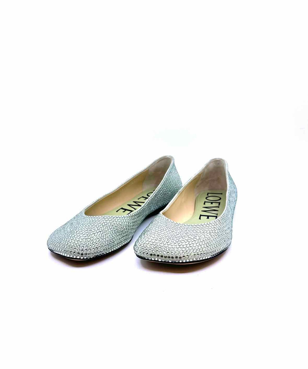 LOEWE Size 11 Pastel Green Crystal Solid Flats