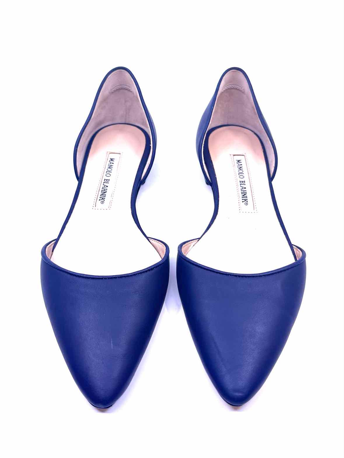 MANOLO BLAHNIK Size 7 Navy Flats