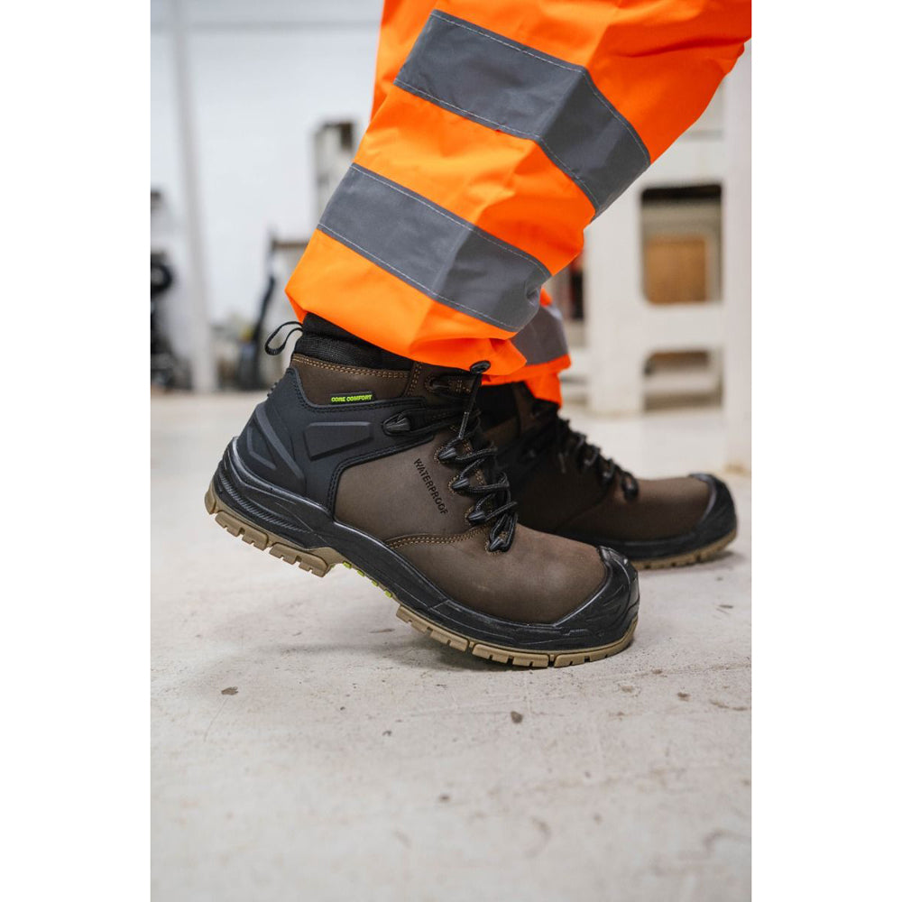 Apache Mission Non-Metallic Waterproof Safety Boot - Wide Fit ESD