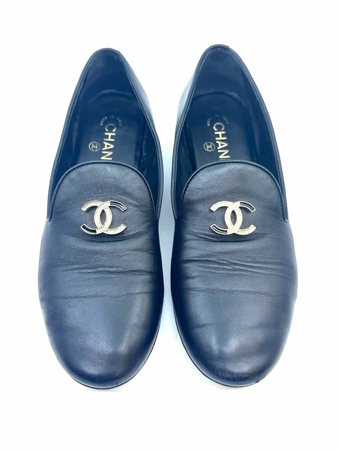 CHANEL Size 9.5 Black Flats