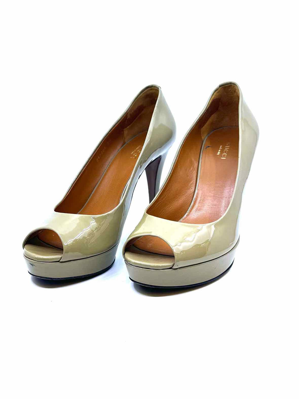 GUCCI Taupe Patent Leather Pumps Size 8