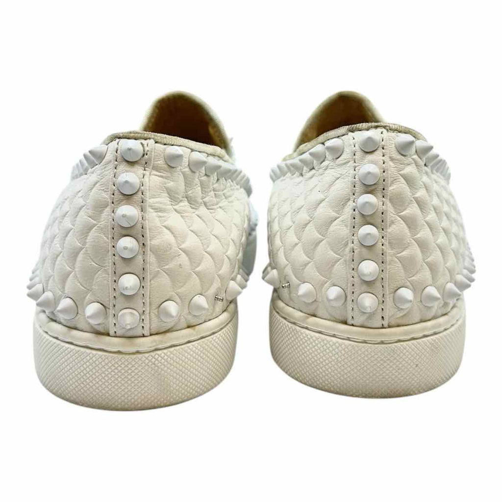 CHRISTIAN LOUBOUTIN Size 10 White Leather Scalloped Sneakers
