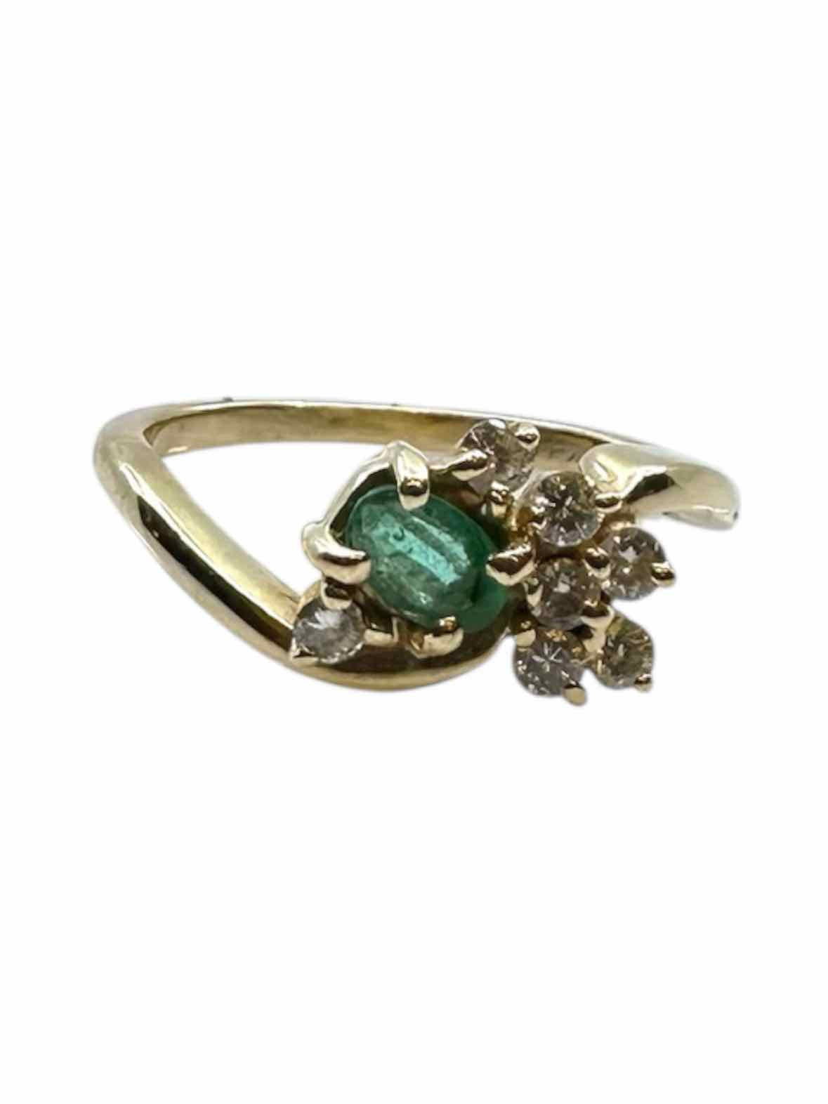 14K Emerald Diamond Ring