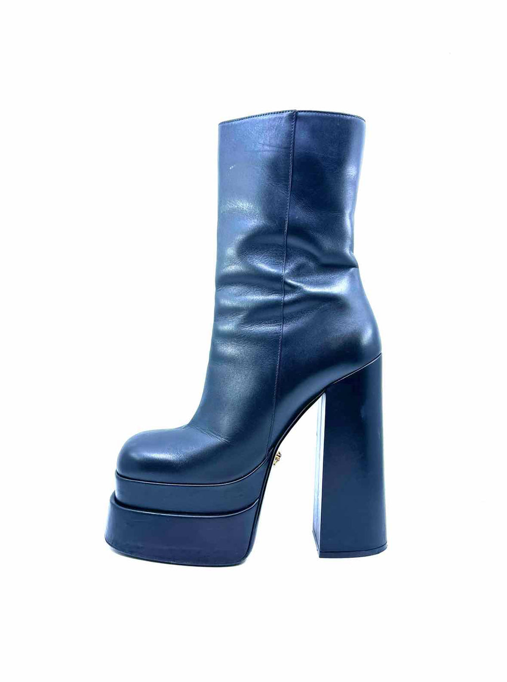 VERSACE Size 9 Black Leather Solid Ankle Boot