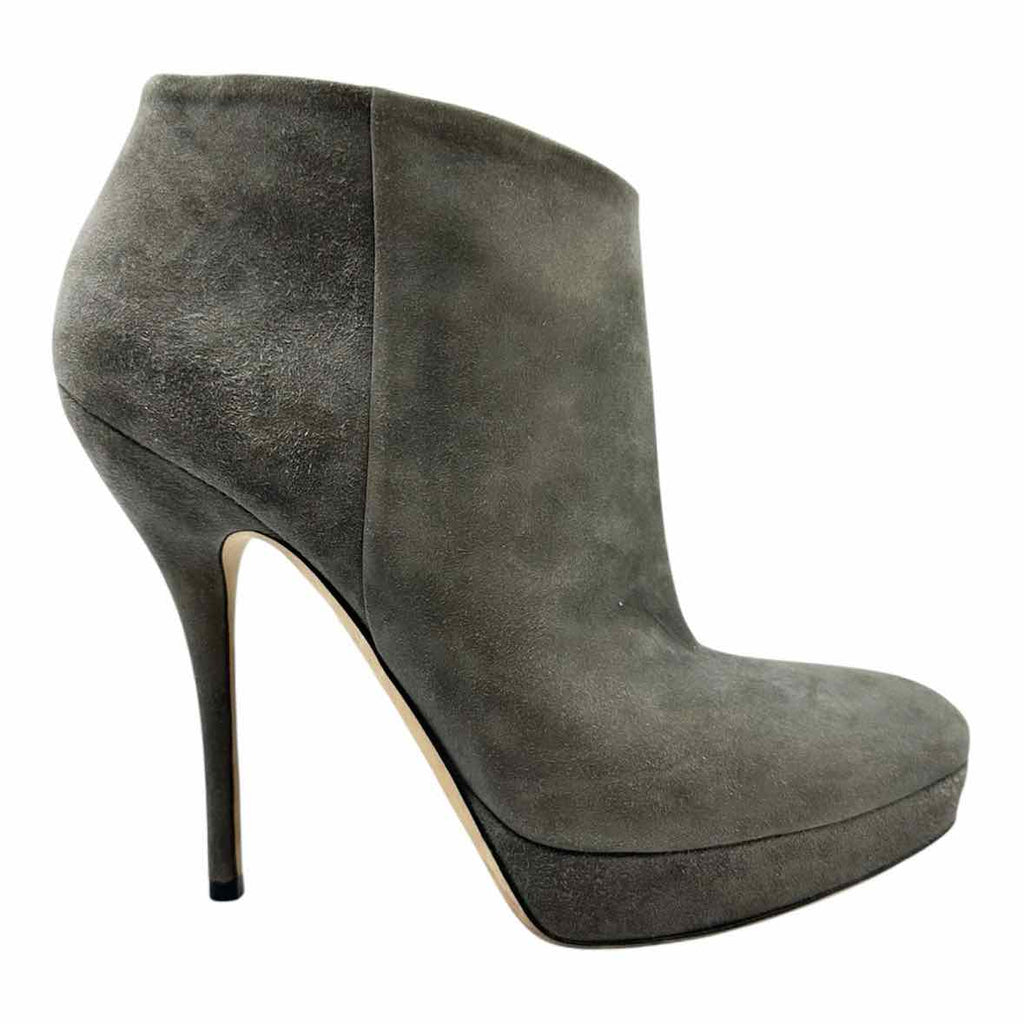 GUCCI Size 8.5 Grey Suede Solid Ankle Boot