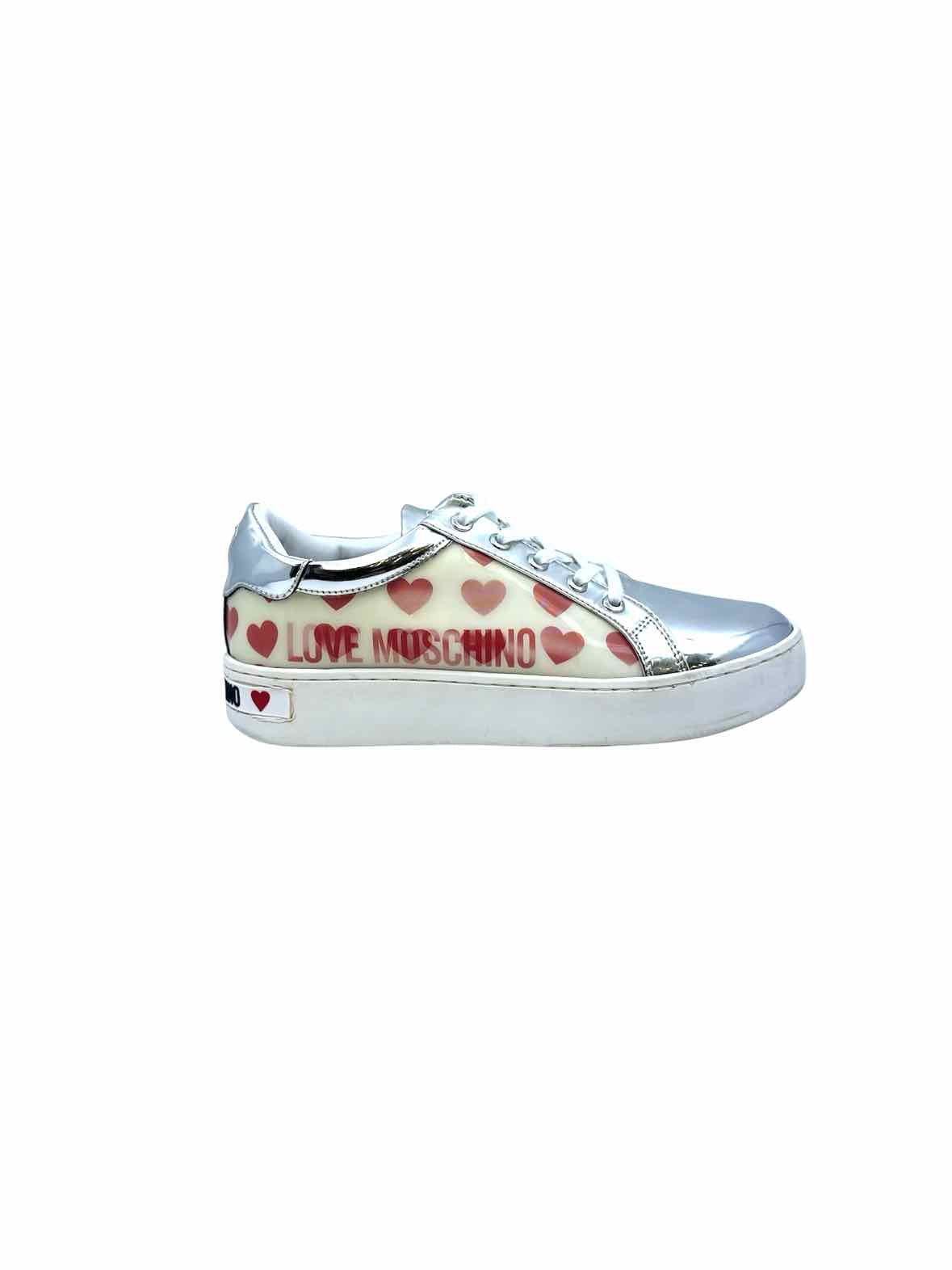 MOSCHINO Size 9 Silver, Red hearts Sneakers
