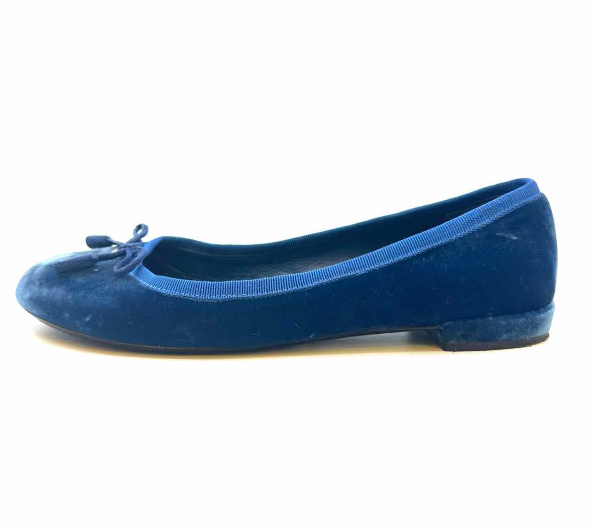 PRADA Size 6.5 Blue Velvet Solid Flats