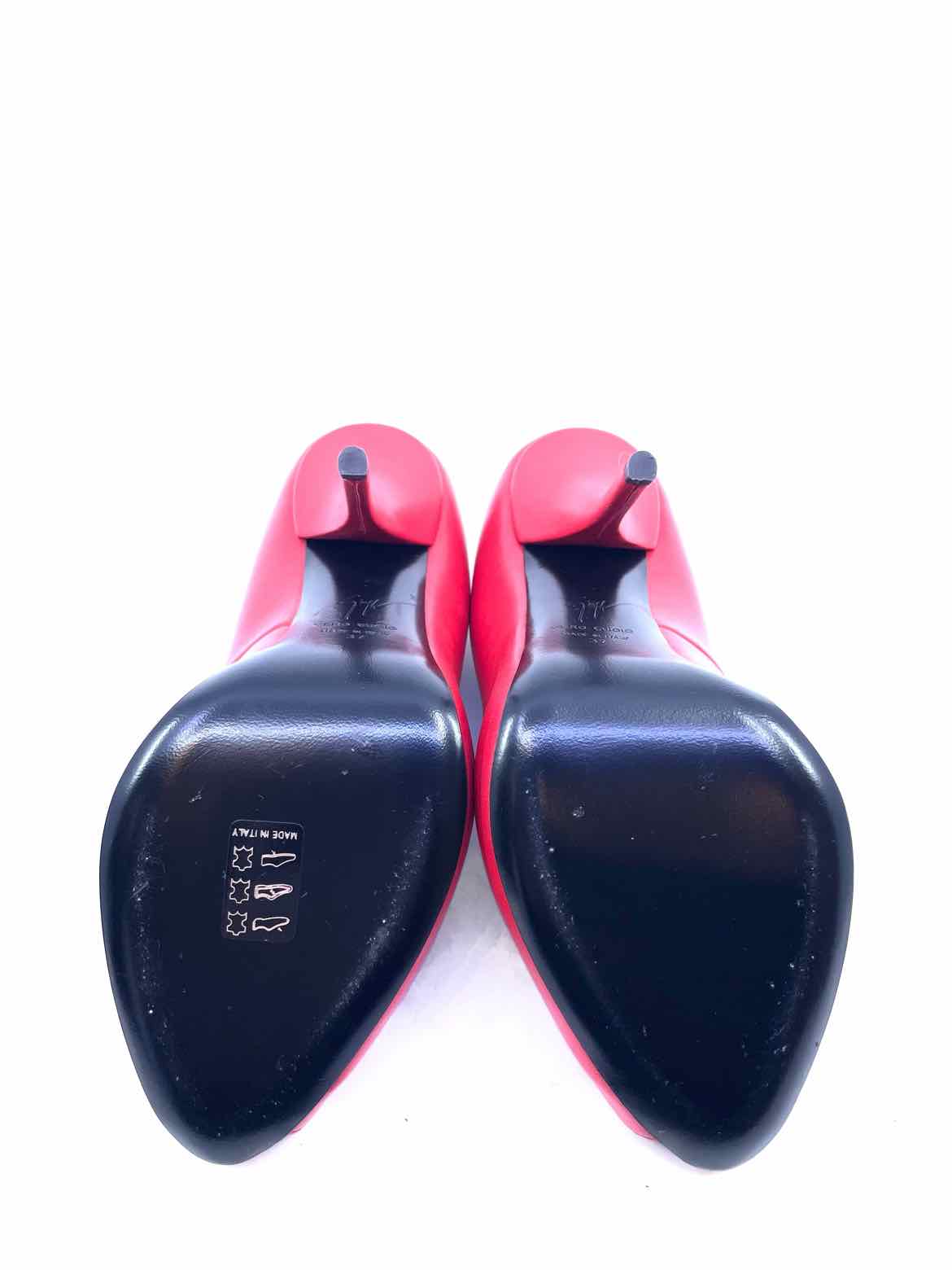 GIUSEPPE ZANOTTI Size 7 Red Leather Solid Pumps