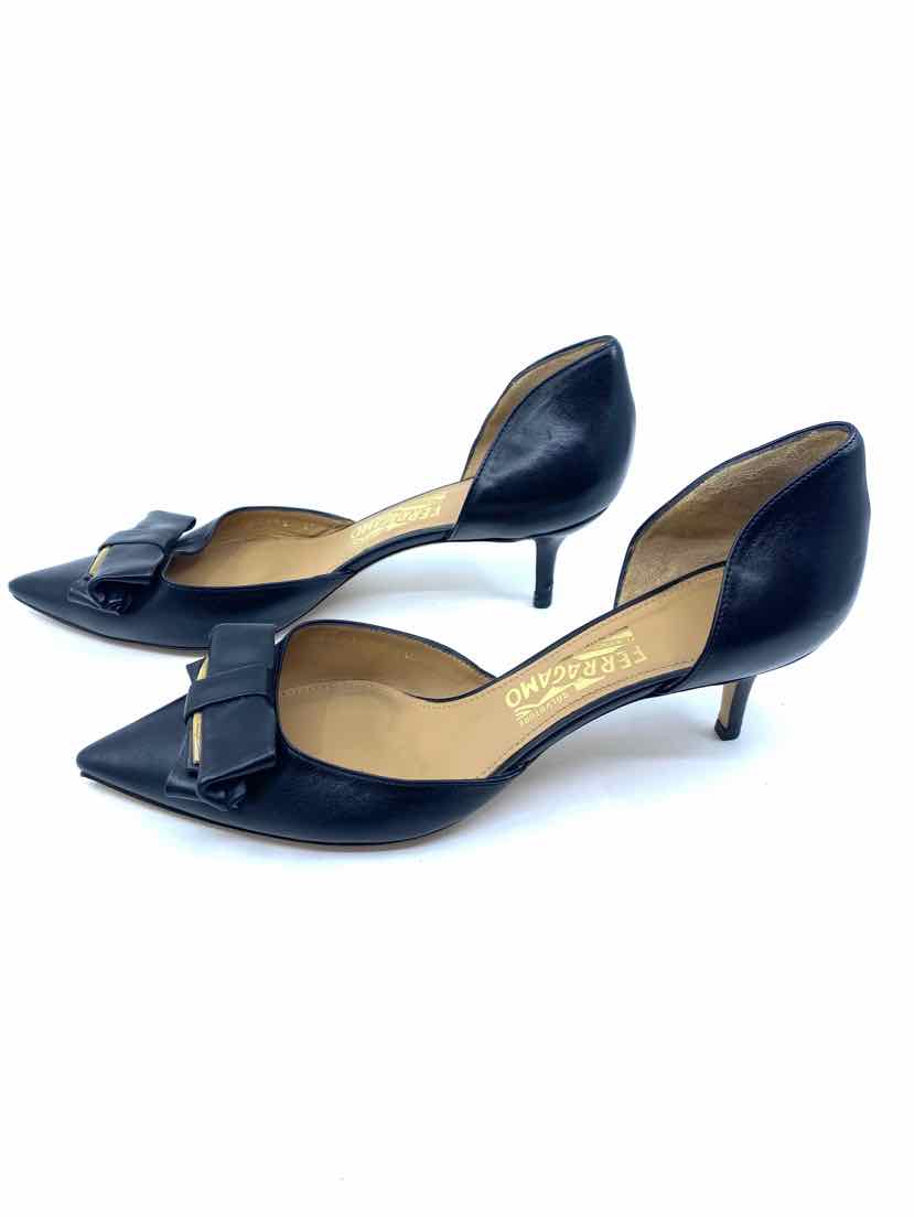SALVATORE FERRAGAMO Black Pumps | 9.5